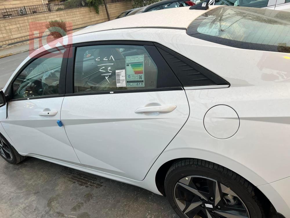 هیوندای ئەلەنترا